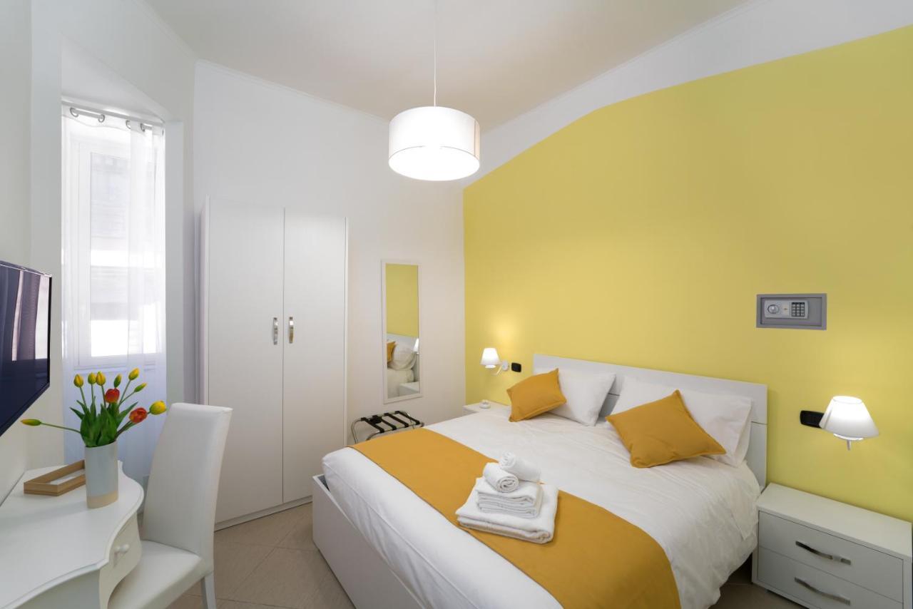 Suite & Luxury Rooms Palazzo Diomede Carafa ナポリ エクステリア 写真