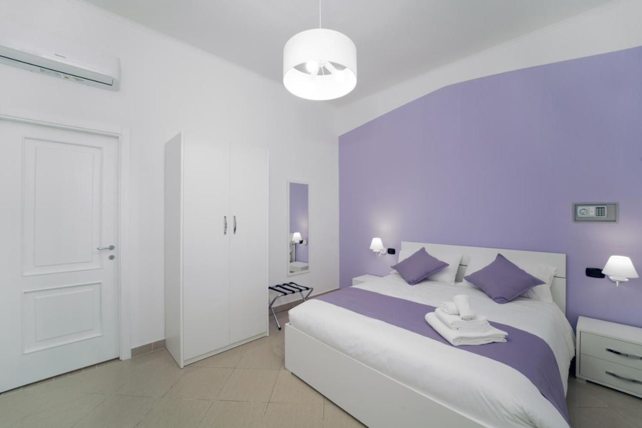 Suite & Luxury Rooms Palazzo Diomede Carafa ナポリ エクステリア 写真