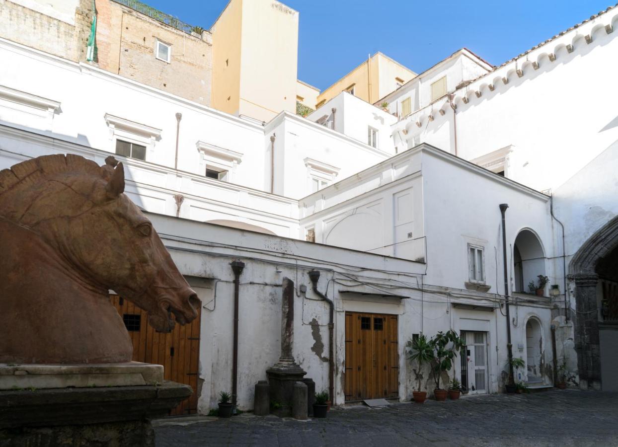 Suite & Luxury Rooms Palazzo Diomede Carafa ナポリ エクステリア 写真