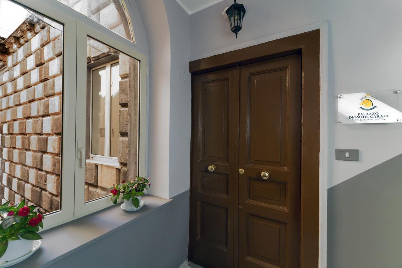 Suite & Luxury Rooms Palazzo Diomede Carafa ナポリ エクステリア 写真
