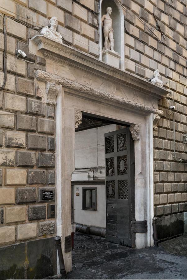 Suite & Luxury Rooms Palazzo Diomede Carafa ナポリ エクステリア 写真